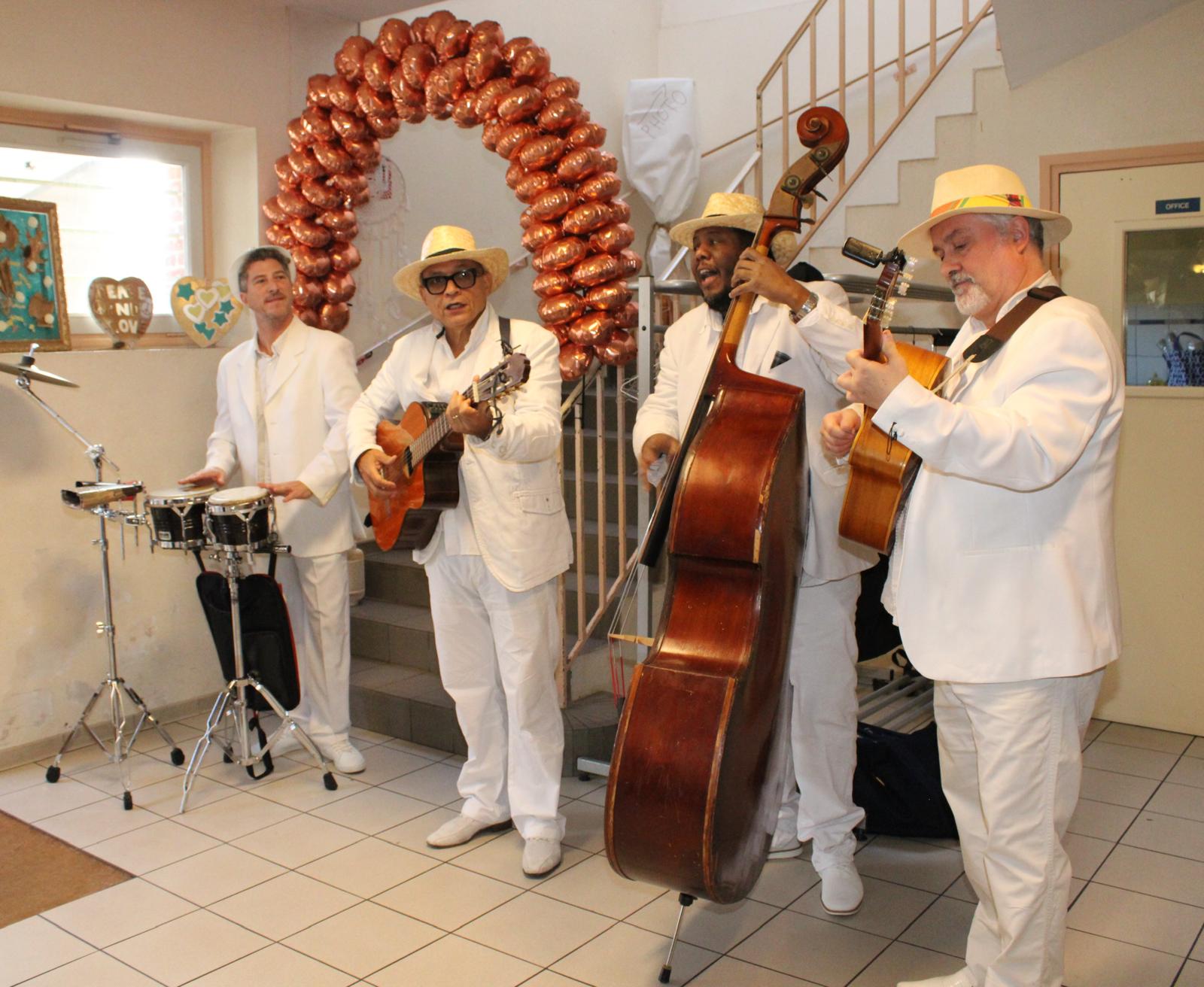Galerie 5 — Café Cuba